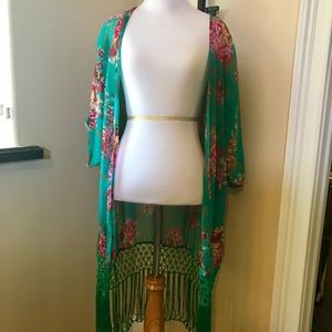 NWOT Floral Fringe Kimono Size M